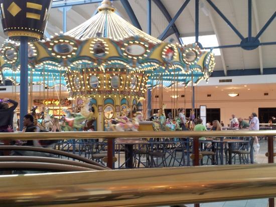 RiverTown Crossings Mall